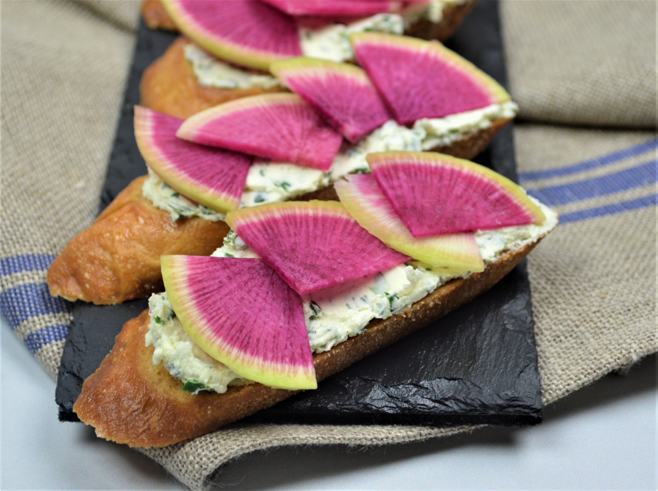 Crostini with Herbed Cheese and Radishes